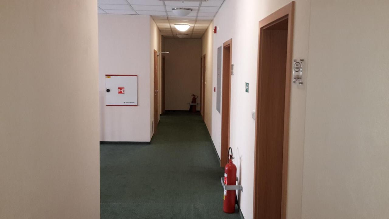 Corner Hotel U Divadla*** - Znojmo Eksteriør billede